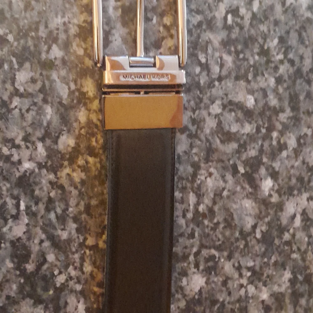 200 - Picture 4 of 4